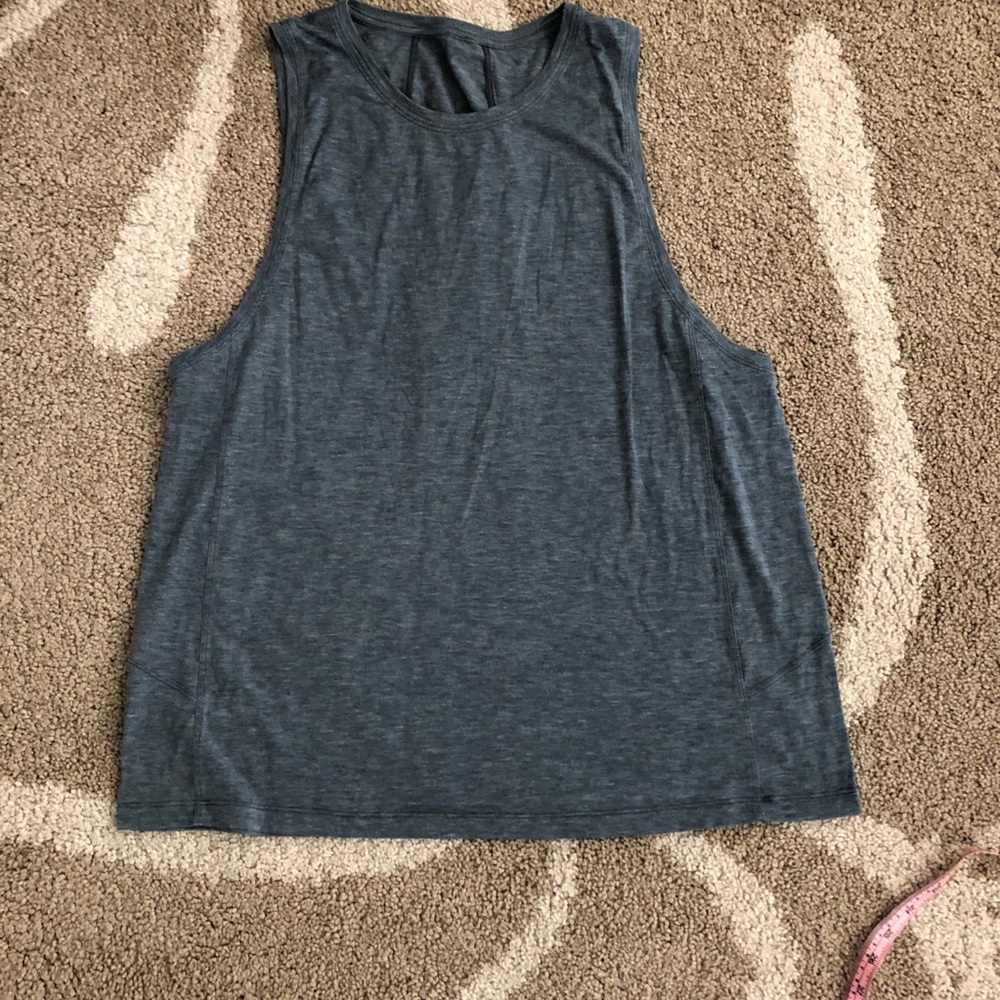 Lululemon muscle tee blue sz 12 euc